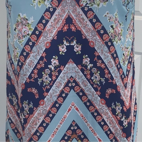 iZ Byer  Floral Boho Dress size M - Picture 4 of 9